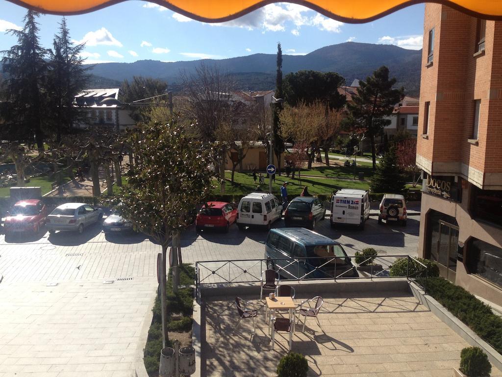 Hostal Gonzalez Guadarrama Exterior foto