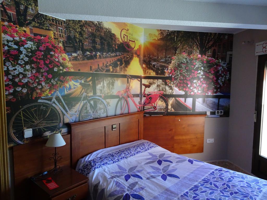 Hostal Gonzalez Guadarrama Exterior foto
