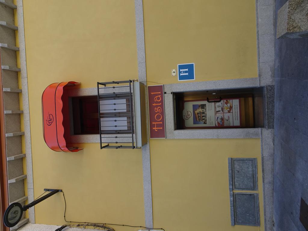 Hostal Gonzalez Guadarrama Exterior foto